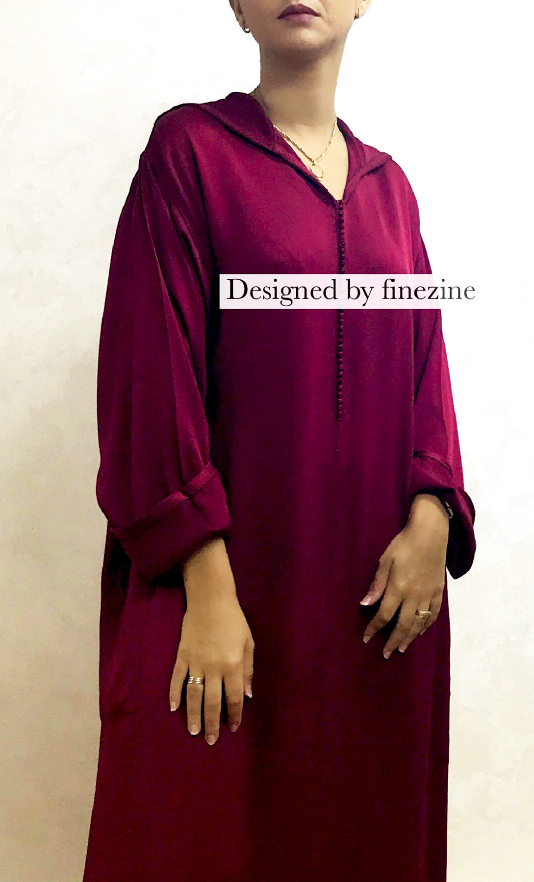 Makhzania - Djellaba Bordeaux �?? FINEZINE